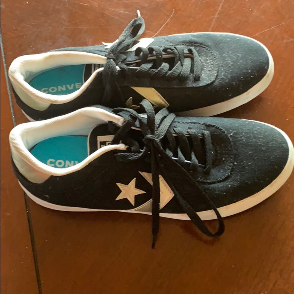 Converse black one star shoes